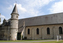 les �difices religieux &agrave; vendre - picardie - A moins de 100km de Paris, ancienne chapelle et sa tourelle 18&egrave;me et 19&egrave;me S.

