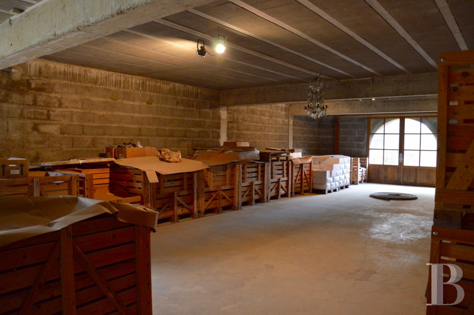 A 45 ha vineyard, with a 19th century manor house and 22 ha of vines