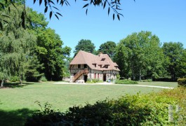 Character houses for sale - lower-normandy - In a �Pays d�Auge� valley,-5 ha (12.35 acre) property 
