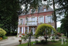 Village houses for sale - lower-normandy - In the Auge region,-a Louis XIII style house