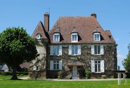 Manors for sale - upper-normandy - In Upper Normandy,-16th century manor house and its outbuildings 