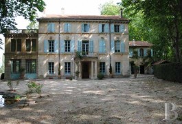 Residences for sale - rhones-alps - In Provencal Dr&ocirc;me,-18th century residence 