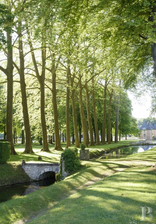 Près de Fontainebleau, les dépendances d’un château du 17e siècle aménagées en lieux de villégiature - photo  n°5