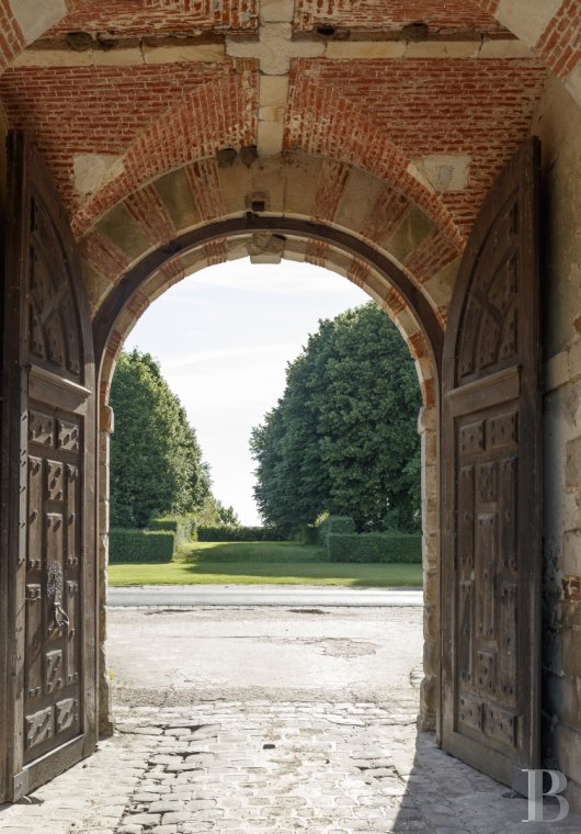 Près de Fontainebleau, les dépendances d’un château du 17e siècle aménagées en lieux de villégiature - photo  n°23