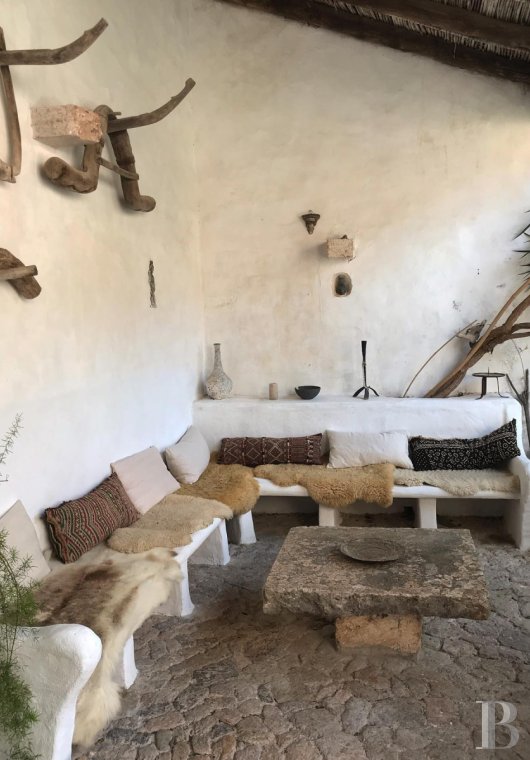 À Déia, sur l’île de Majorque, une maison traditionnelle en bordure de village  - photo  n°12