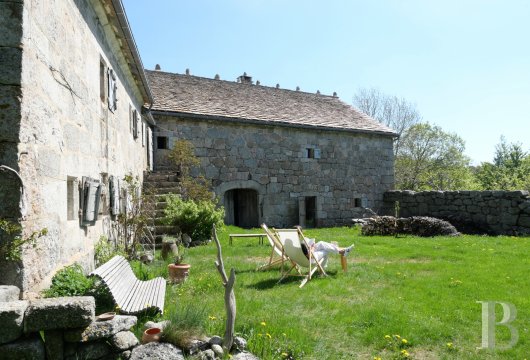vieilles maisons francaises languedoc roussillon   - 13
