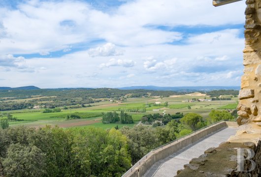 Dans le Gard, entre Bagnols-sur-Cèze et Pont-Saint-Esprit, une forteresse médiévale patiemment rénovée - photo  n°2