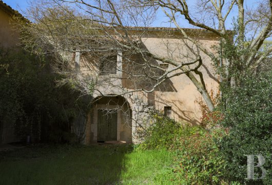 vieilles maisons francaises languedoc roussillon   - 19