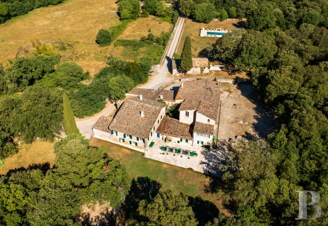 Dans le Gard, au sud d’Anduze, un vaste mas sur un domaine de 130 hectares - photo  n°35
