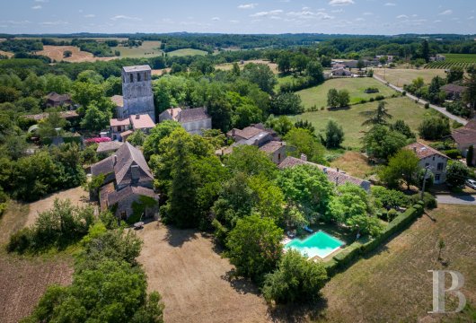 En Dordogne, au sud de Bergerac, une accueillante maison de village du 16e siècle - photo  n°3