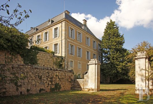 chateaux a vendre midi pyrenees   - 4