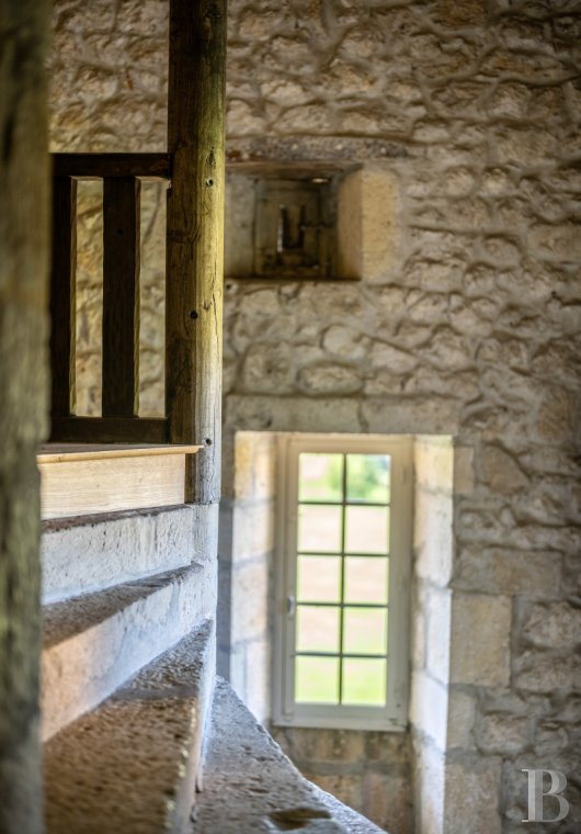 Au nord-est de la Gironde, en limite de la Dordogne, un château de famille du 11e siècle - photo  n°19