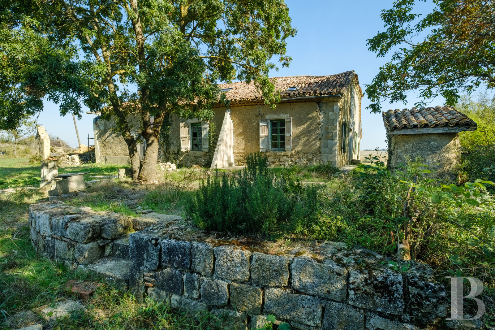 ruine-vendre-var-1-168-maisons-r-nover-avec-travaux-vendre