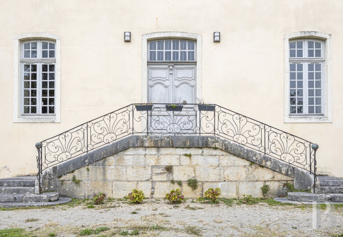 chateaux a vendre rhones alpes   - 2