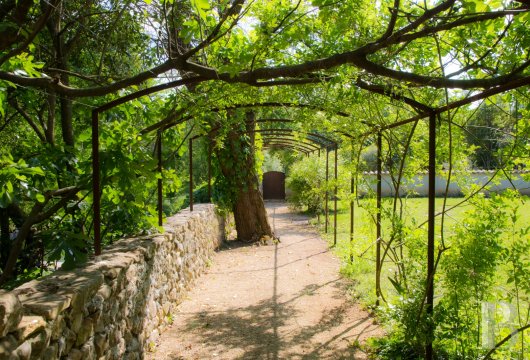 En Ardèche, un petit château de village et son «Jardin remarquable»  - photo  n°6