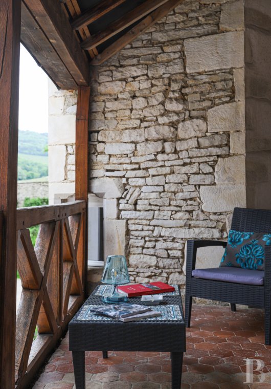 Au cœur de la Bourgogne et du vignoble d’Auxey-Duresses,  une propriété viticole et son château du 16ème siècle - photo  n°12