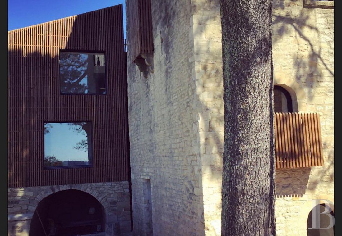 En plein cœur du Gard, non loin d’Uzès, une tour millénaire et contemporaine - photo  n°10