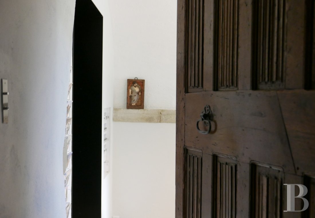 En plein cœur du Gard, non loin d’Uzès, une tour millénaire et contemporaine - photo  n°11