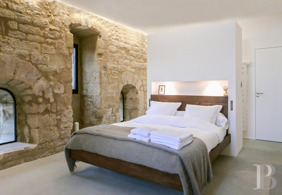 En plein cœur du Gard, non loin d’Uzès, une tour millénaire et contemporaine - photo  n°21