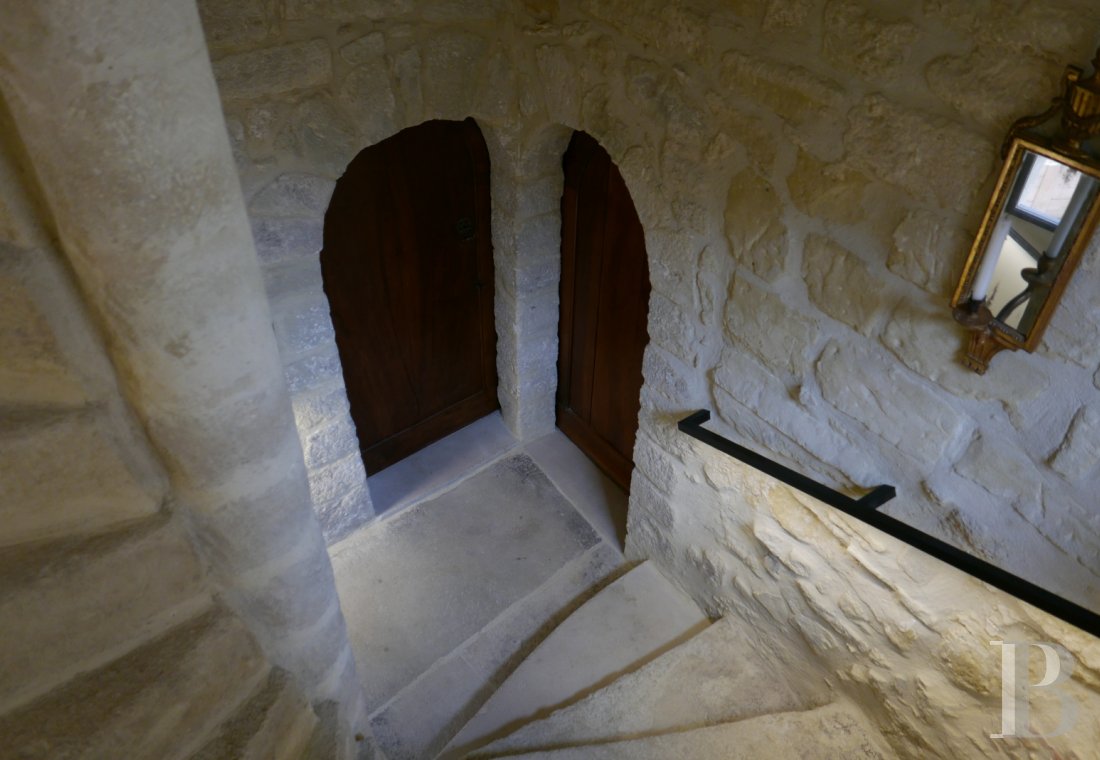 En plein cœur du Gard, non loin d’Uzès, une tour millénaire et contemporaine - photo  n°10