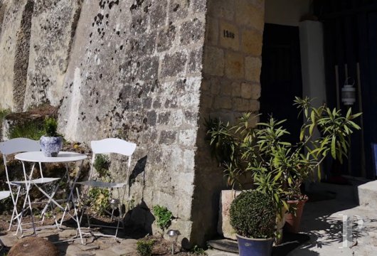 Dans le Val de Loire, face à Amboise,  une maison troglodytique tout en confort et lumière - photo  n°37