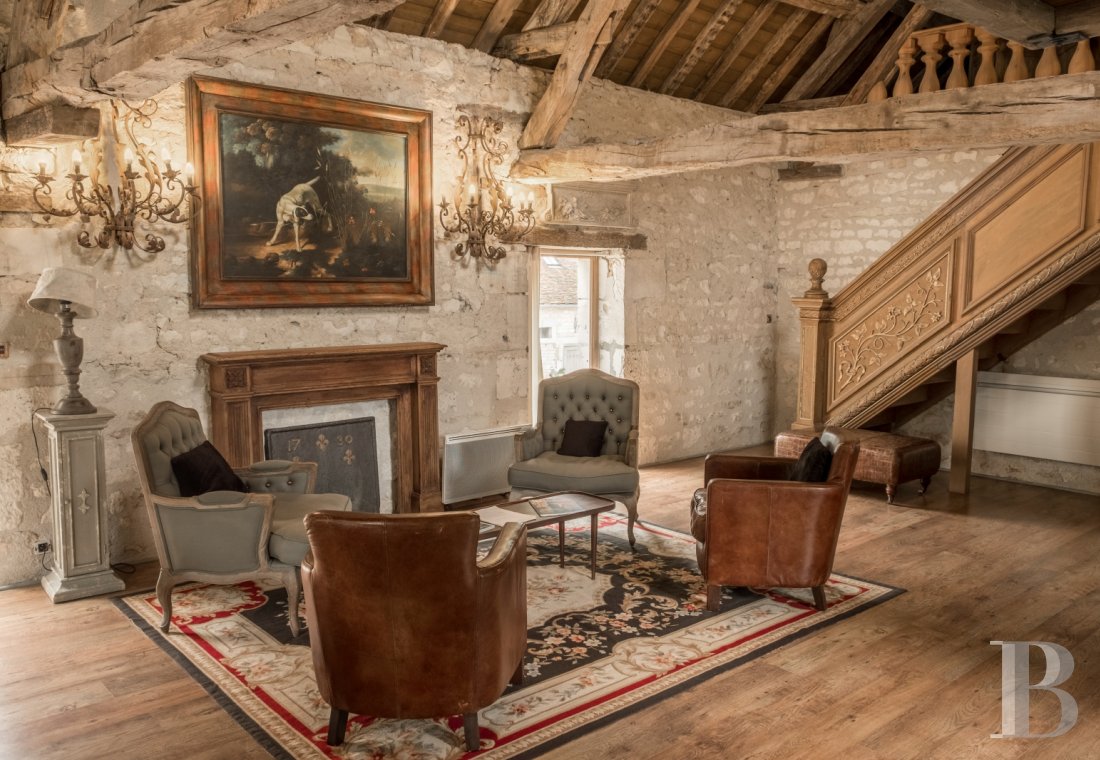 Au sud d’Auxerre, au bord de l’Yonne, un domaine du 18e s.  ouvert à toutes les villégiatures - photo  n°37