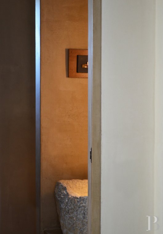 En Italie du sud, dans les Pouilles, ouverte à la villégiature, la Casa di Monti entre deux mers  et un  océan d'oliviers millénaires - photo  n°26
