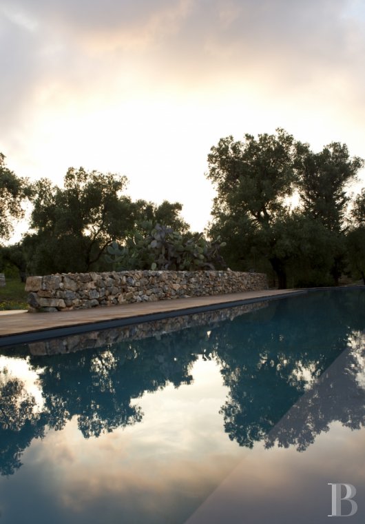 En Italie du sud, dans les Pouilles, ouverte à la villégiature, la Casa di Monti entre deux mers  et un  océan d'oliviers millénaires - photo  n°41