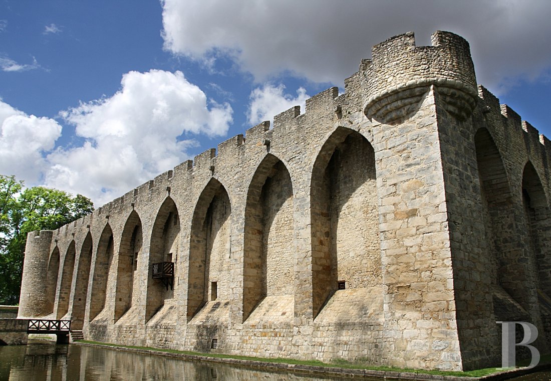 Dans l’Essonne, à moins d’une heure de Paris, une forteresse médiévale transformée en château de conte de fées - photo  n°4