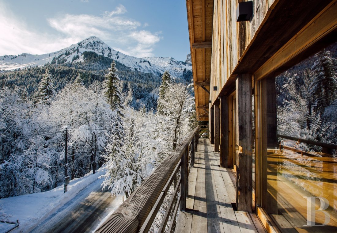 Dans la vallée de la Manche, à proximité de Morzine,  une ferme-chalet du 18e siècle pour une grande famille ou de nombreux amis - photo  n°3