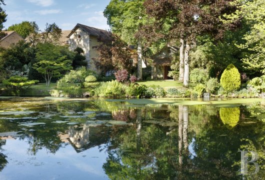 À Courances, en Gâtinais,  les anciennes dépendances du château tranformées en gîtes - photo  n°5