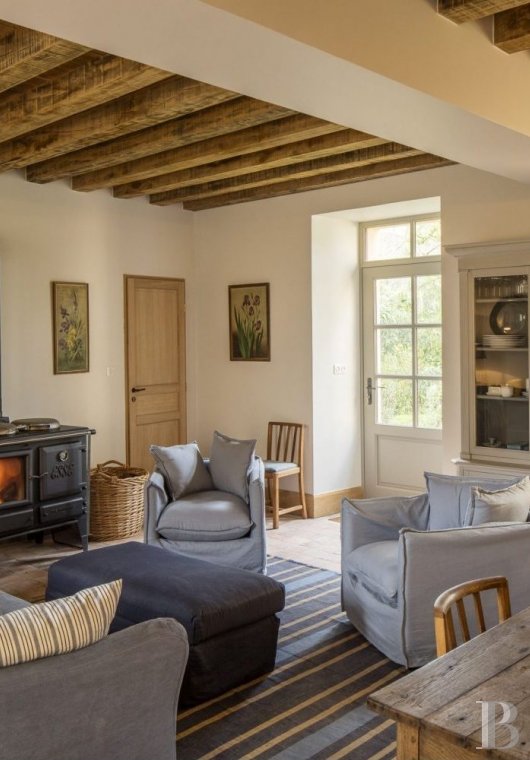À Courances, en Gâtinais,  les anciennes dépendances du château tranformées en gîtes - photo  n°13