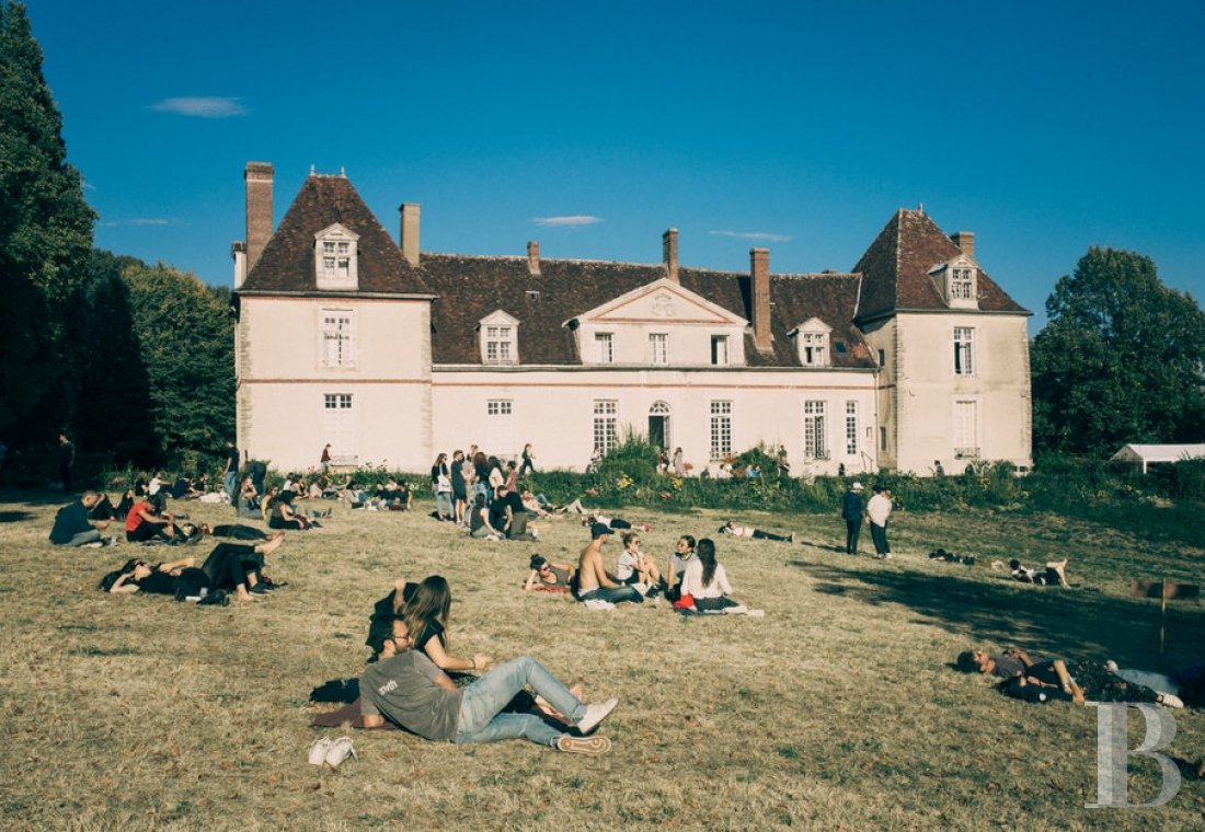 En Bourgogne, dans l’Yonne, un château du 17e siècle ouvert à tous les arts et toutes les cultures - photo  n°5