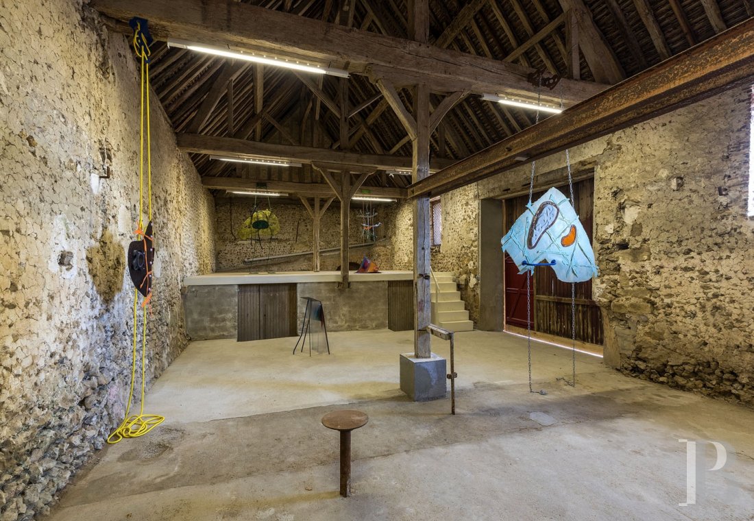 En Bourgogne, dans l’Yonne, un château du 17e siècle ouvert à tous les arts et toutes les cultures - photo  n°1