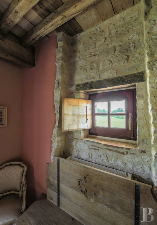 Au cœur du Haut-Quercy, dans la vallée de la Dordogne, une demeure fortifiée et ses nombreux gîtes - photo  n°25
