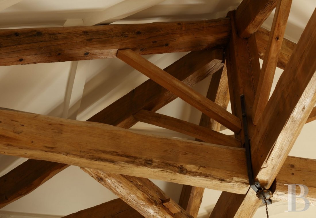 Au bord de l’Hérault, entre Montpellier et Béziers, un ancien moulin fortifié transformé en paisible maison de villégiature - photo  n°8