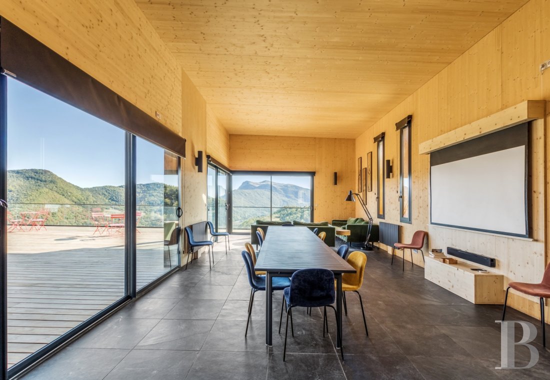 En Drôme provençale, au milieu des montagnes, un hameau du 18e siècle à l'esprit contemporain - photo  n°18