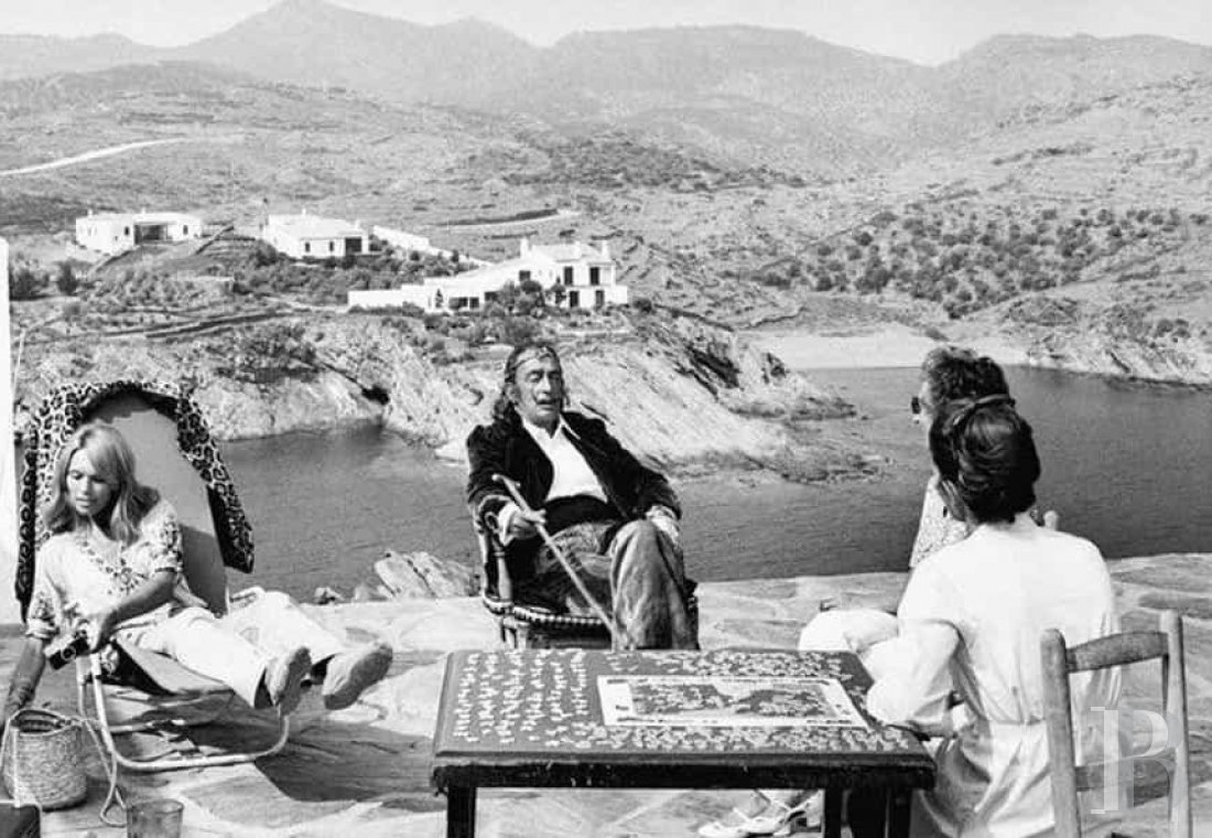 À Cadaques, dans le Parc naturel de Cap de Creus, une impressionnante maison de Peter Harnden, architecte des années 60 - photo  n°32