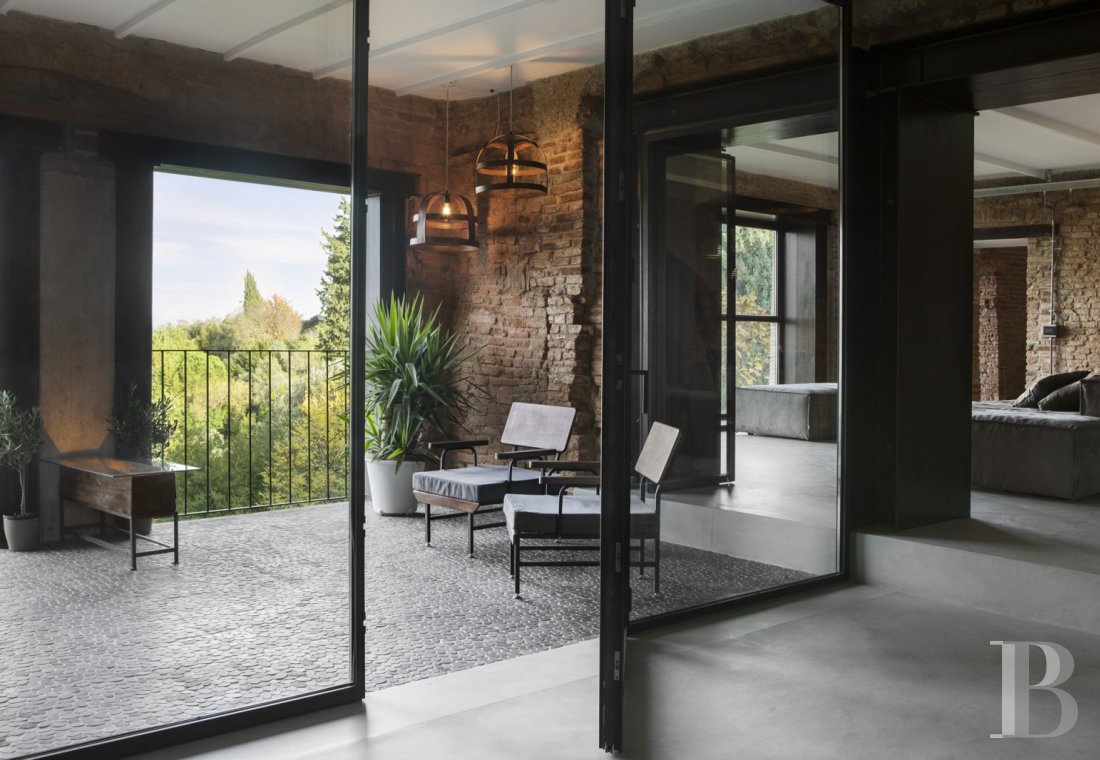 À San Miniato, à mi-chemin entre Florence et Pise, un vaste appartement sur deux niveaux dans un palais du 16e siècle - photo  n°8