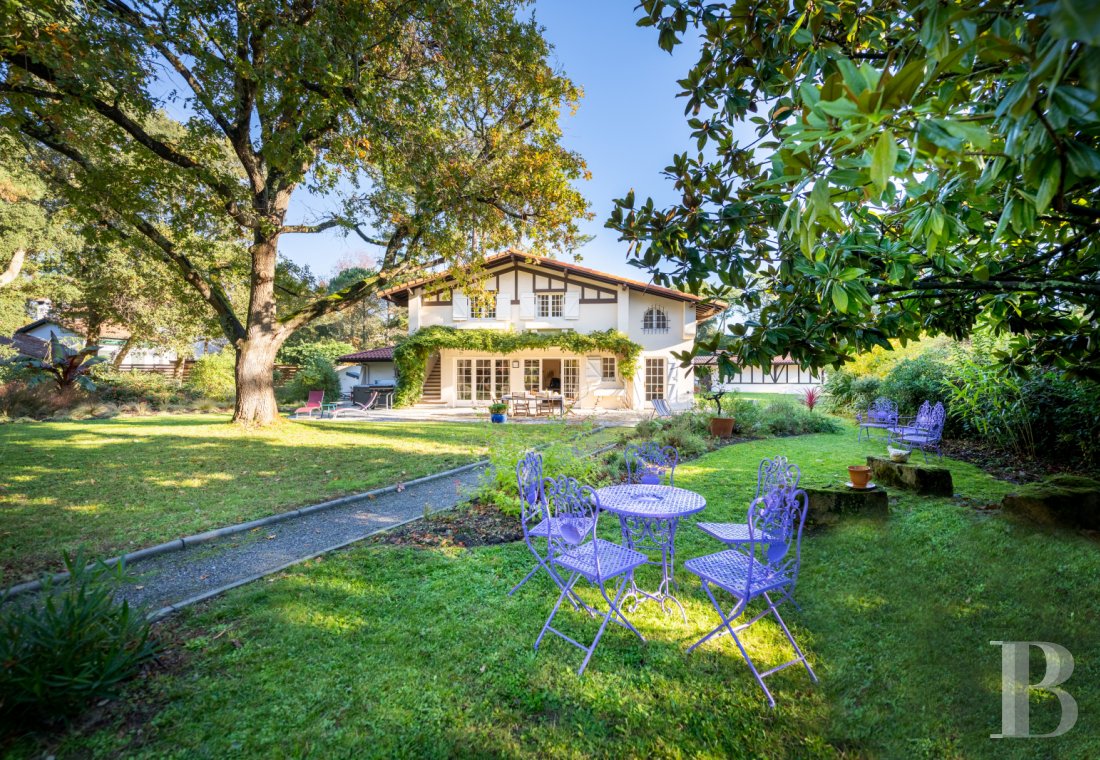 À Hossegor, dans les Landes, une villa d’architecte de style basco-landais - photo  n°5
