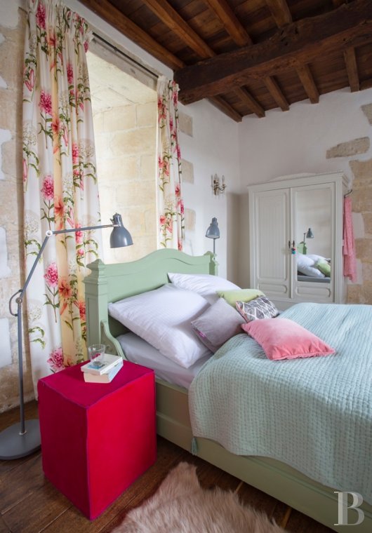 En Dordogne, au nord-ouest de Périgueux,  un manoir niché au creux des collines - photo  n°6