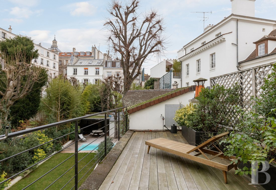 Non loin du Panthéon et tout près de la rue Mouffetard, une maison du 18e siècle et son jardin - photo  n°2