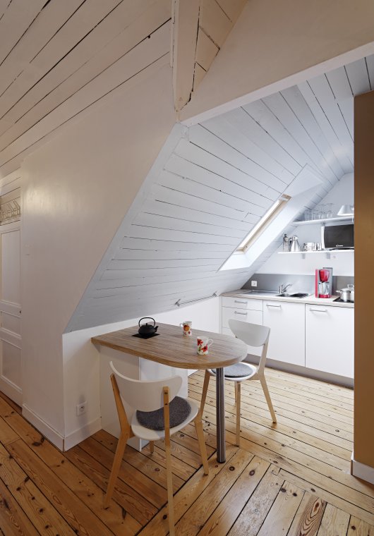 Dans le Finistère, à proximité immédiate de Quimper, un manoir du 16e siècle ouvert à la créativité - photo  n°21