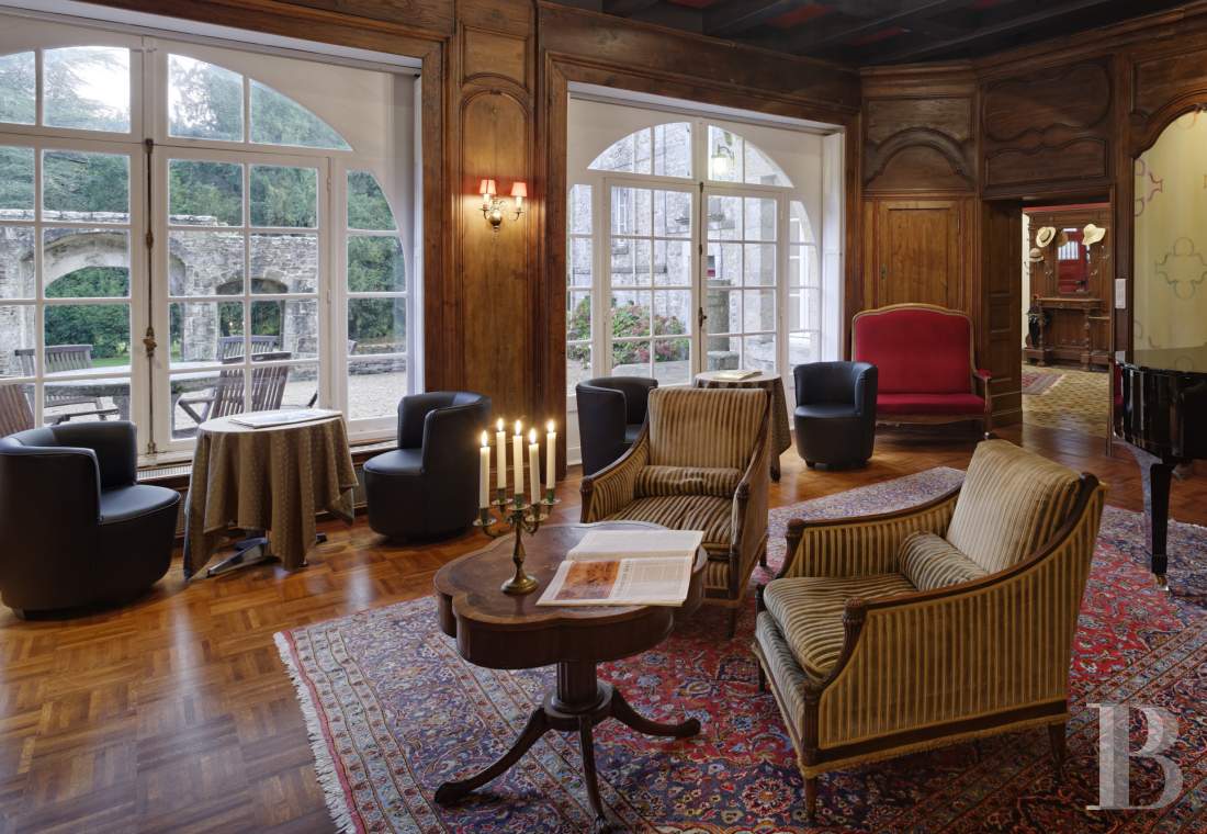 Dans le Finistère, à proximité immédiate de Quimper, un manoir du 16e siècle ouvert à la créativité - photo  n°6