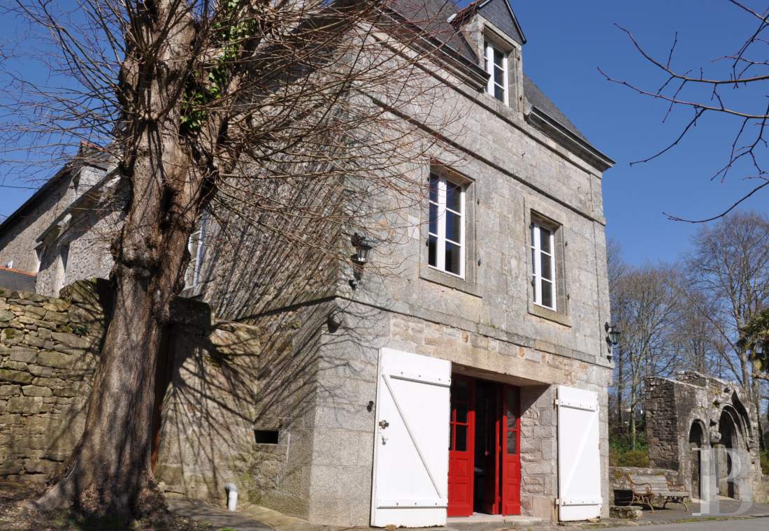 Dans le Finistère, à proximité immédiate de Quimper, un manoir du 16e siècle ouvert à la créativité - photo  n°10