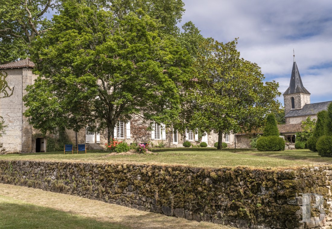 En Haute-Vienne, au nord-ouest de Limoges, une vaste maison du 18e réinventée par un chef étoilé - photo  n°31