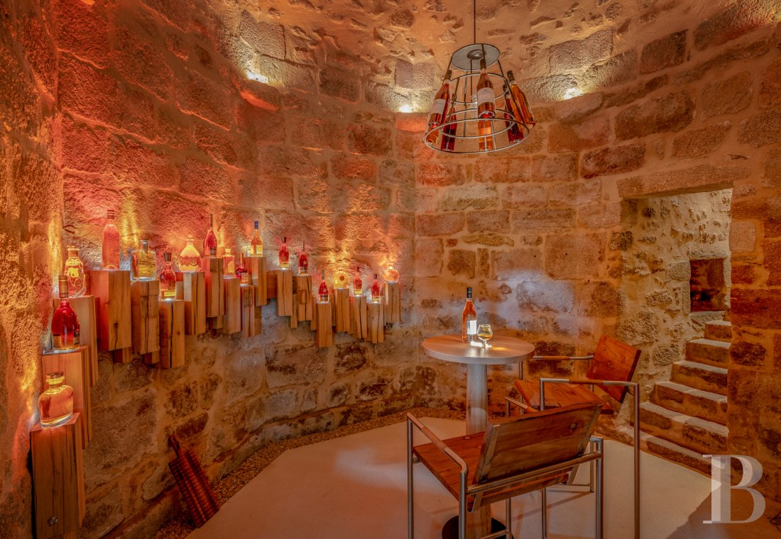 En Haute-Vienne, au nord-ouest de Limoges, une vaste maison du 18e réinventée par un chef étoilé - photo  n°14