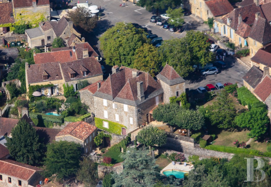 En Dordogne, dans la bastide royale de Domme, une maison familiale du 17e siècle - photo  n°29