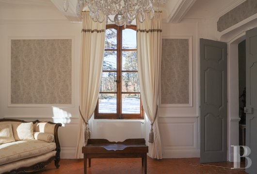 chateaux a vendre paca   - 13
