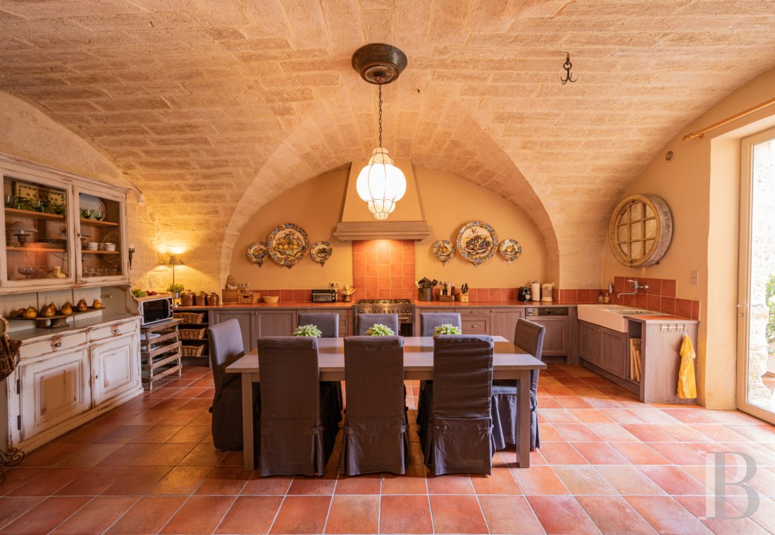 À Uzès, dans le Gard, une maison du 17e siècle imprégnée de voyages - photo  n°7